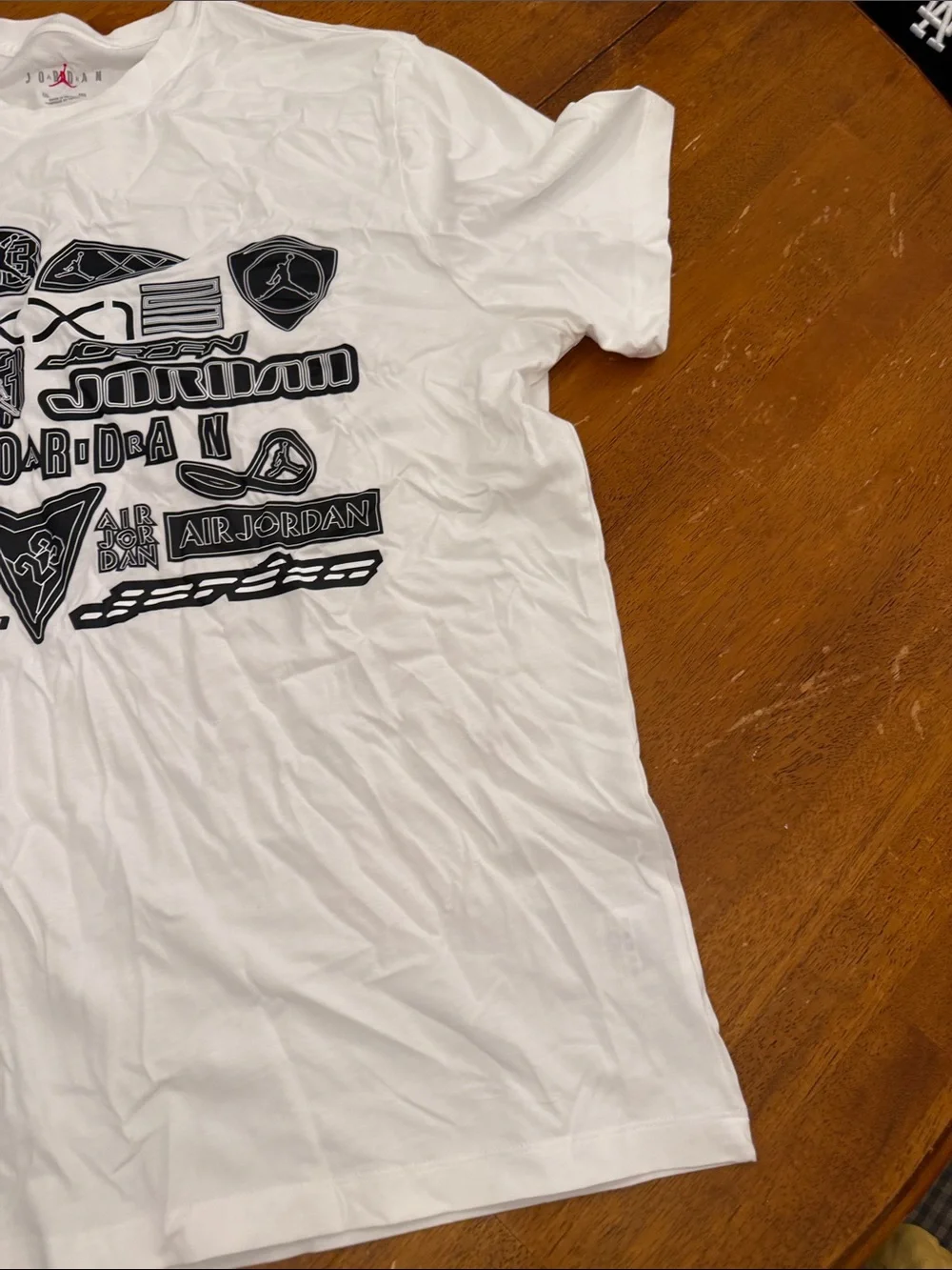 Jordan White Short Sleeve Logo Graphic Tee in Black Prints xxl